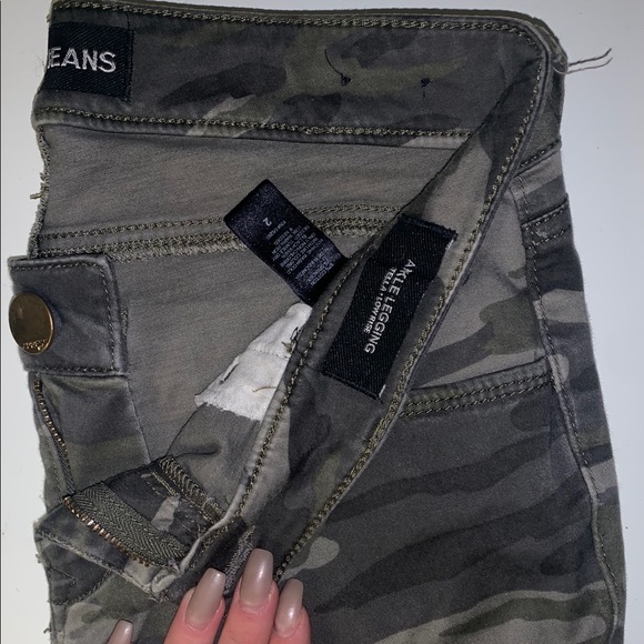 Express Denim - Camo ankle Jegging